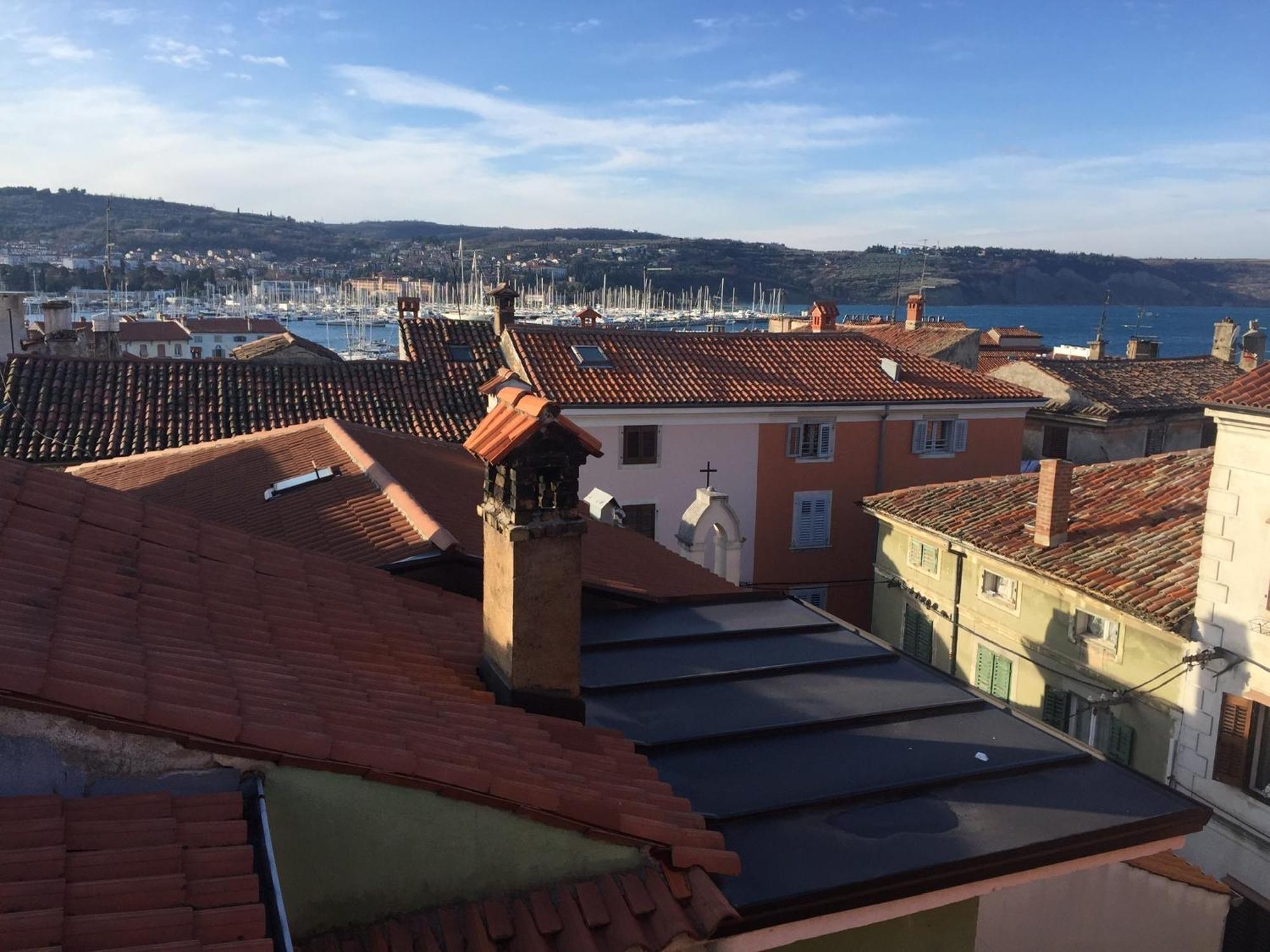 Apartmaji Sara, Izola - Isola Екстер'єр фото